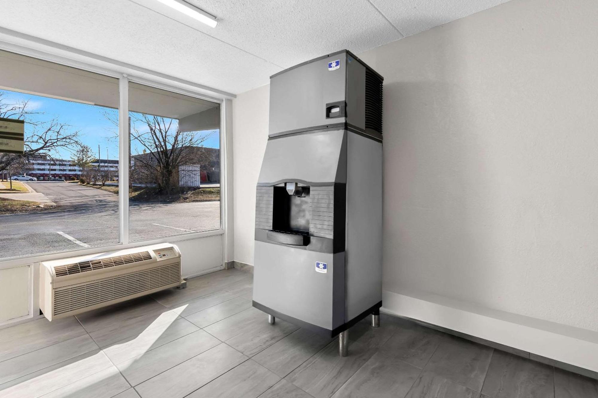 Quality Inn Nashville - Opryland Area Экстерьер фото