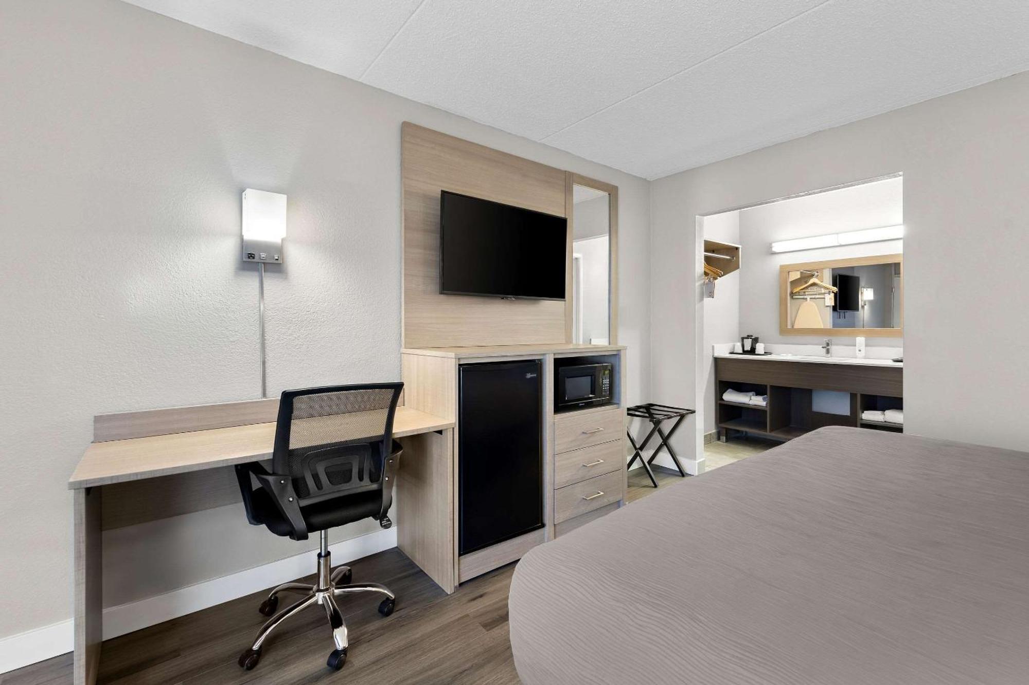 Quality Inn Nashville - Opryland Area Экстерьер фото